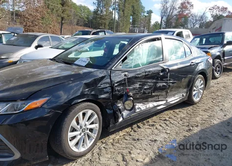 2021 Toyota Camry Le from USA, damaged, VIN 4T1C11AK1MU528463